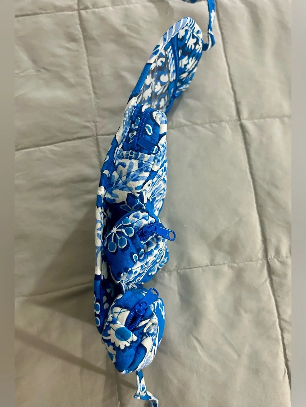 Vera Bradley Blue & White Floral Quilted Jewelry/Cosmetic Organizer Travel Pouch